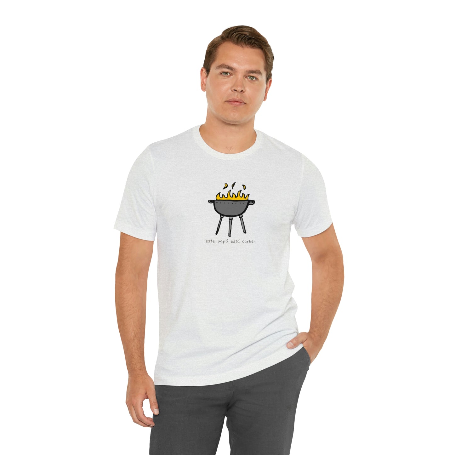 Este papá está carbón- y tiene la tshirt pa probarlo