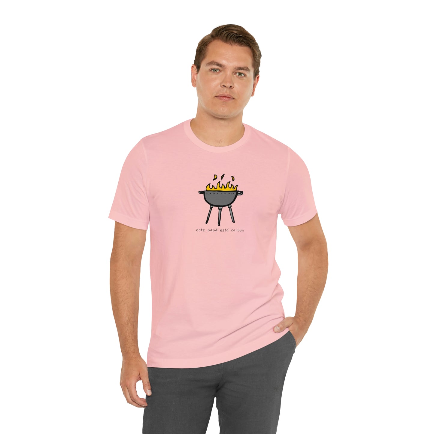 Este papá está carbón- y tiene la tshirt pa probarlo