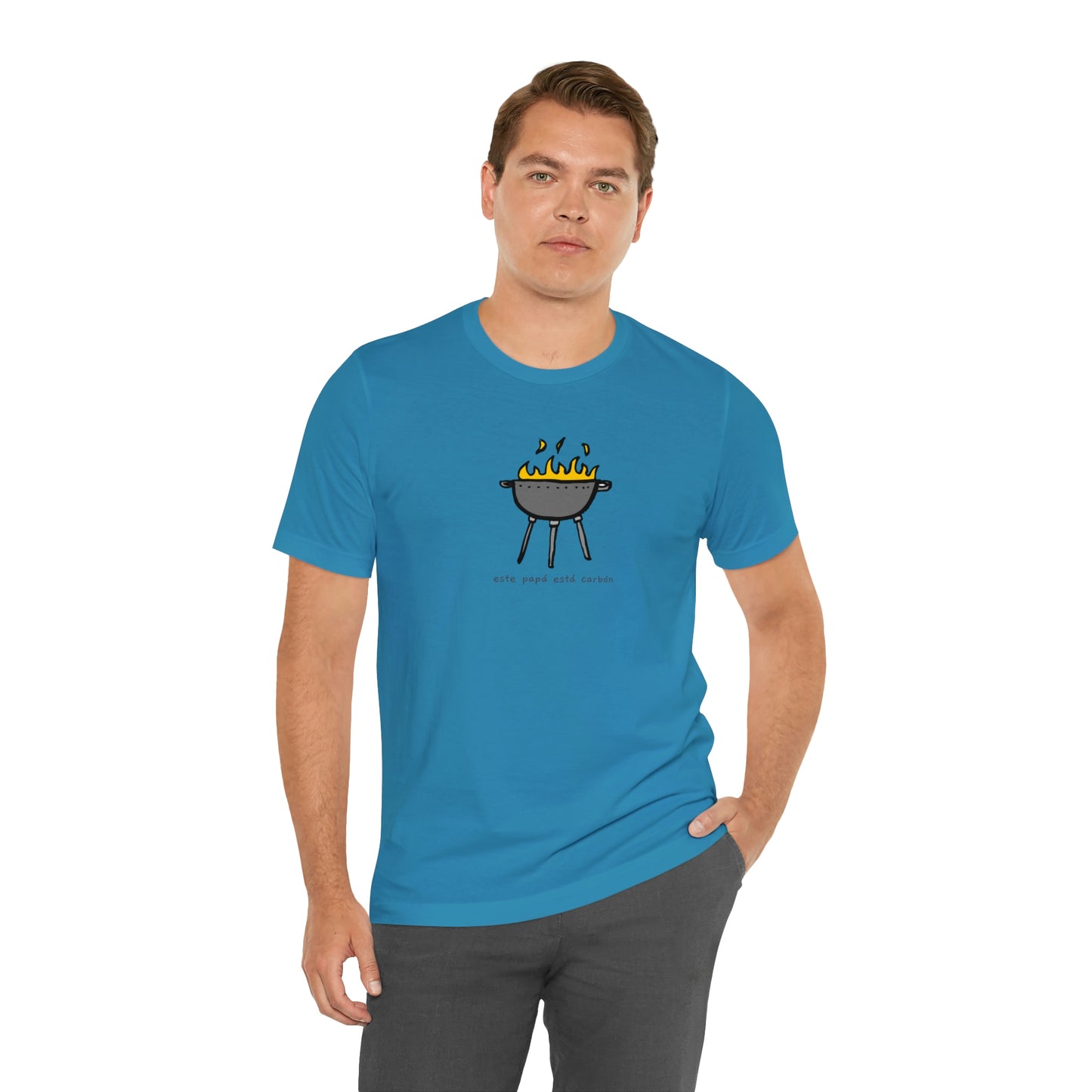 Este papá está carbón- y tiene la tshirt pa probarlo