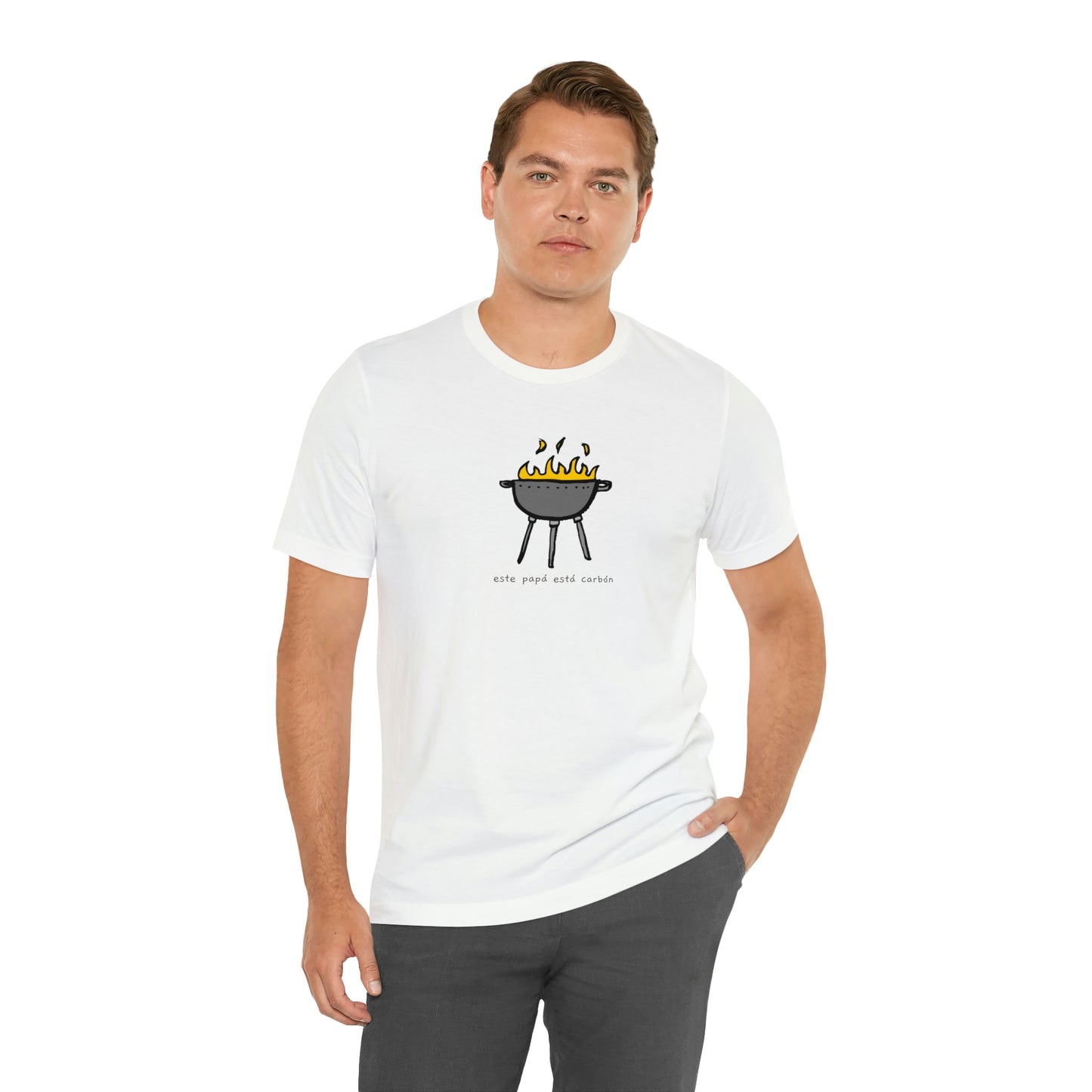 Este papá está carbón- y tiene la tshirt pa probarlo